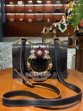 N16 Slightly Used Miu Miu Madras Classic Black Leather Gam Bag
